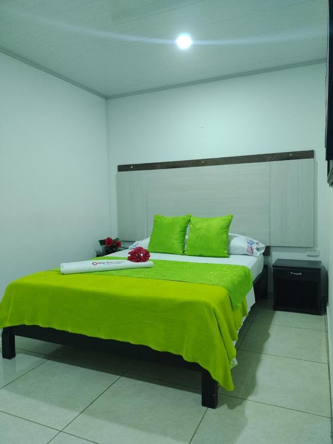 Hotel Plaza Centro フロレンシア エクステリア 写真